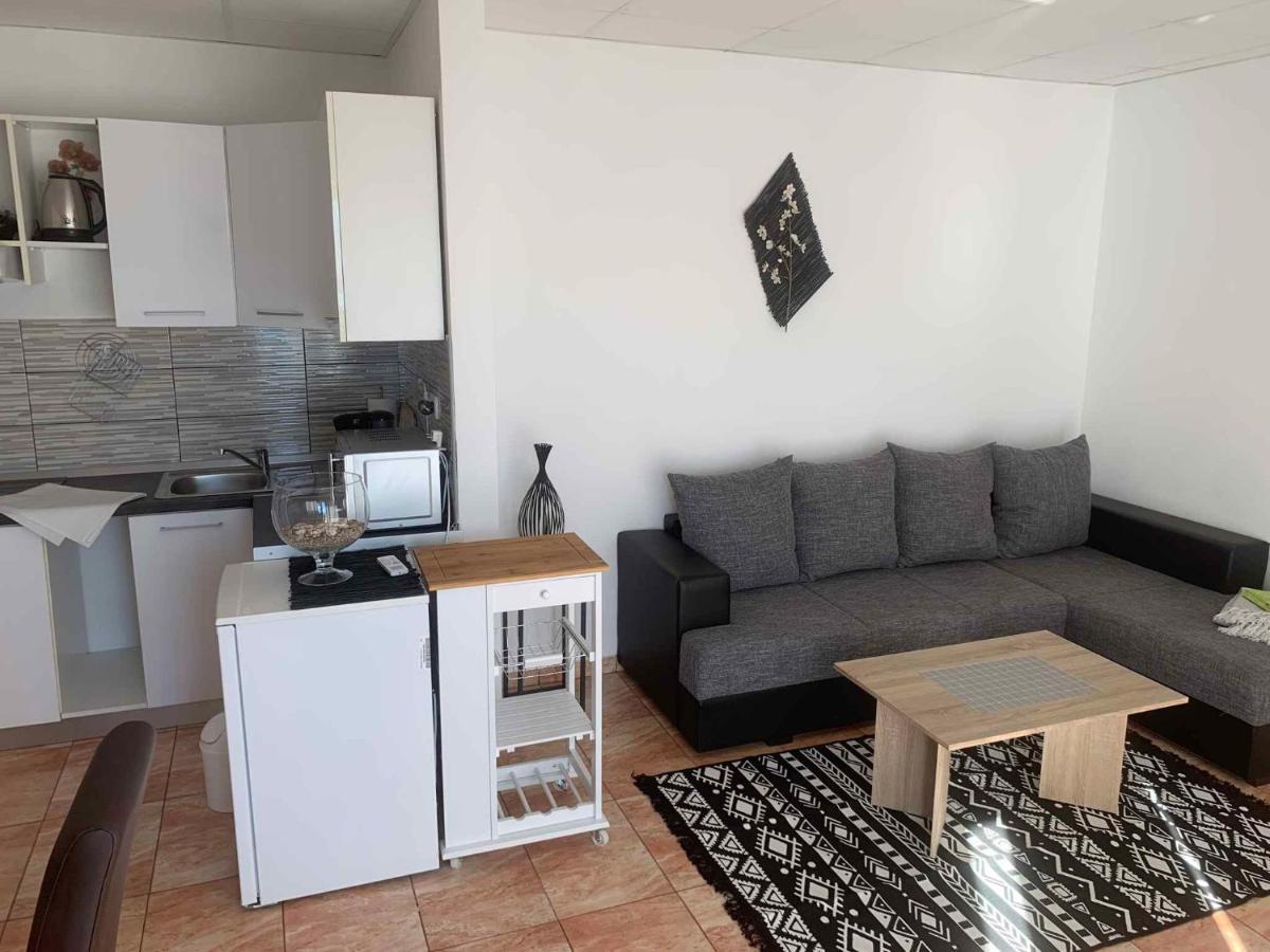 Apartments in Cizici/Insel Krk 31083 Exterior foto